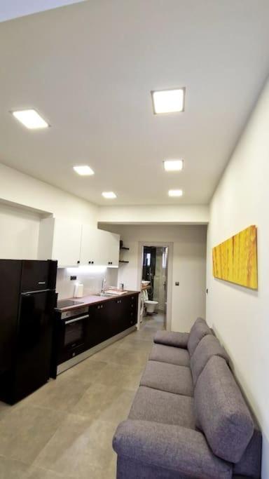 Faronita - Luxury Apt In The Heart Of Каламата Екстер'єр фото